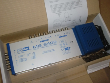 MS 9400 Sat-TV-Multischalter 9 In / 4 Out mit Netzteil 230VAC