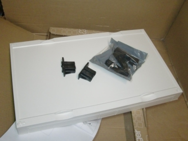 UC22BA univers N Abdeckung blind H: 300mm x B: 500mm (B2) mit Stützern, Tiefe 100mm