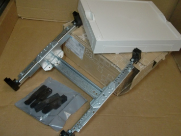 UD21A3 univers N Baustein für Einspeiseklemme bis 240qmm, Höhe 300mm x Breite 250mm (B1)