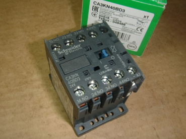 CA3 KN40BD3 Hilfsschütz 24VDC 4S