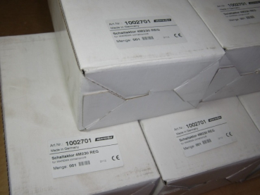1002 701 Schaltaktor 4M230 REG Us: 230VAC für WAREMA climatronic