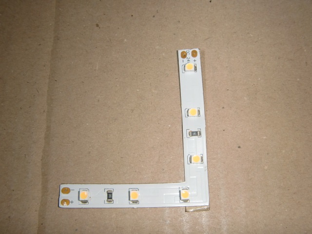 elstock Schaufenster - 86657 VARDAflex 24VDC 8mm Winkel 90