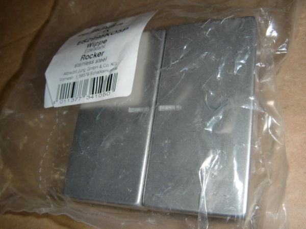 ES 2995 KO5P EDELSTAHL / Serie LS Doppel-Wippe mit Lichtleiter und Pfeil-Symbolen für Jalousietaster