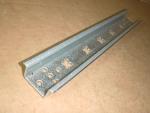 UZ01B8 univers Hutschiene tief 35mm x 15mm x Länge 232mm (1-feldig)