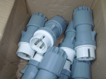 082-12v CEE-Stecker 16A 2p 12h 42V 50/60Hz grau IP44